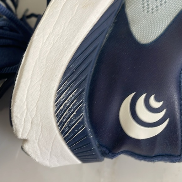 Topo, women’s 8, Fly Lite 4, 3mm drop wide toe box outdoor knit trail runner GUC - Picture 9 of 12